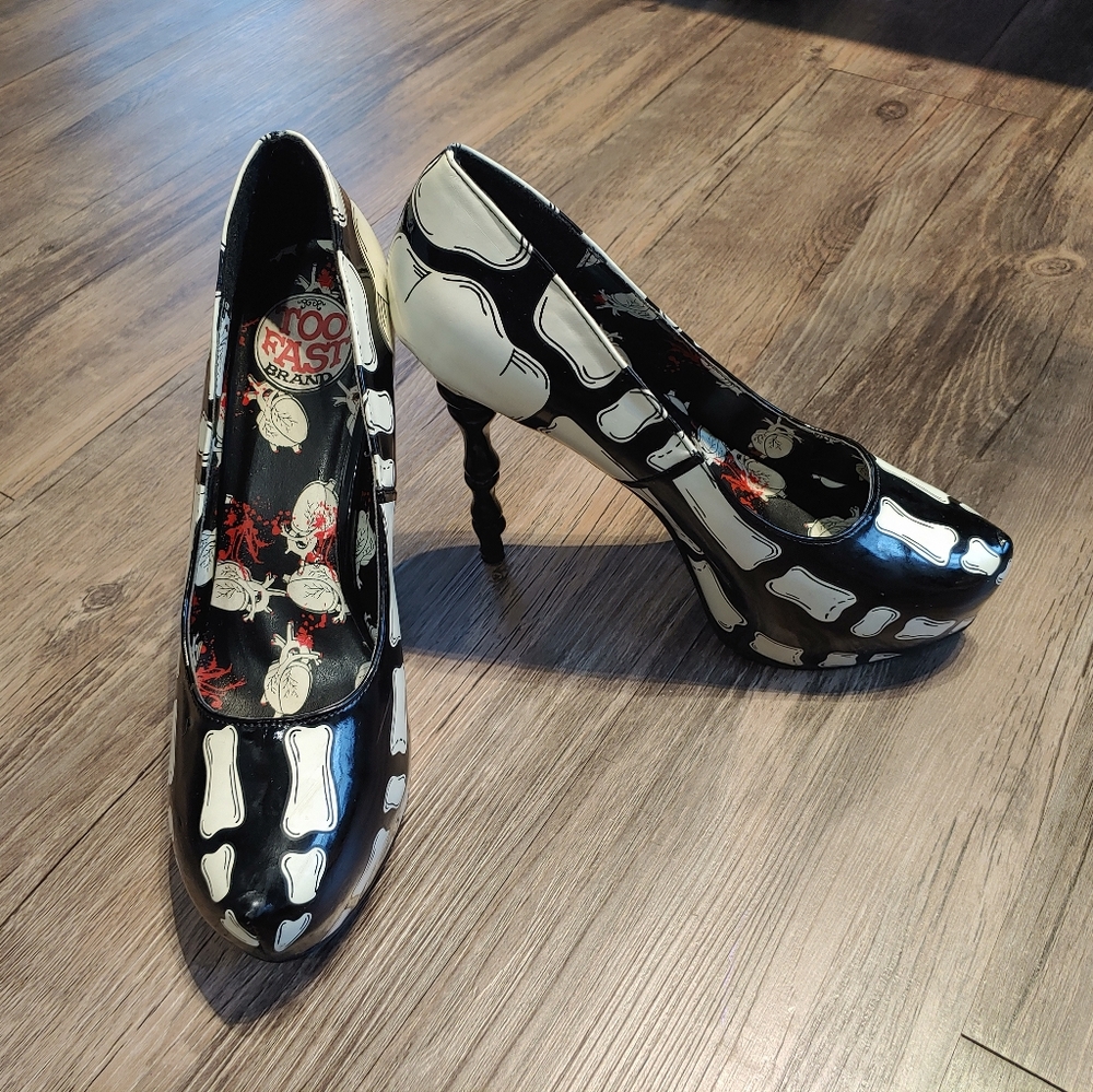 SOLD - Skeleton Heels - Too Fast Brand - Size 9 -  Alt - Gothic - Halloween